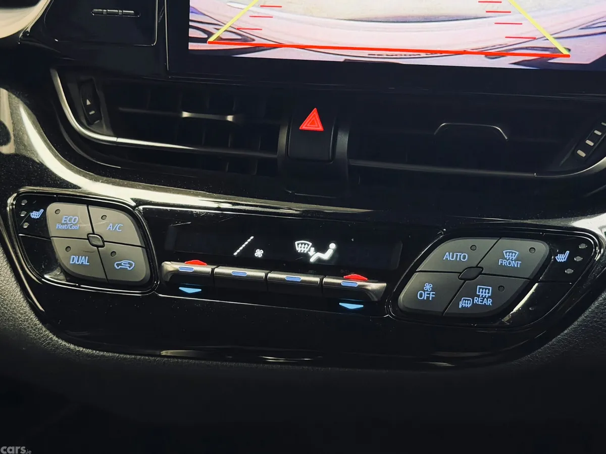 Toyota C-HR SUV, Petrol Hybrid, 2019, White