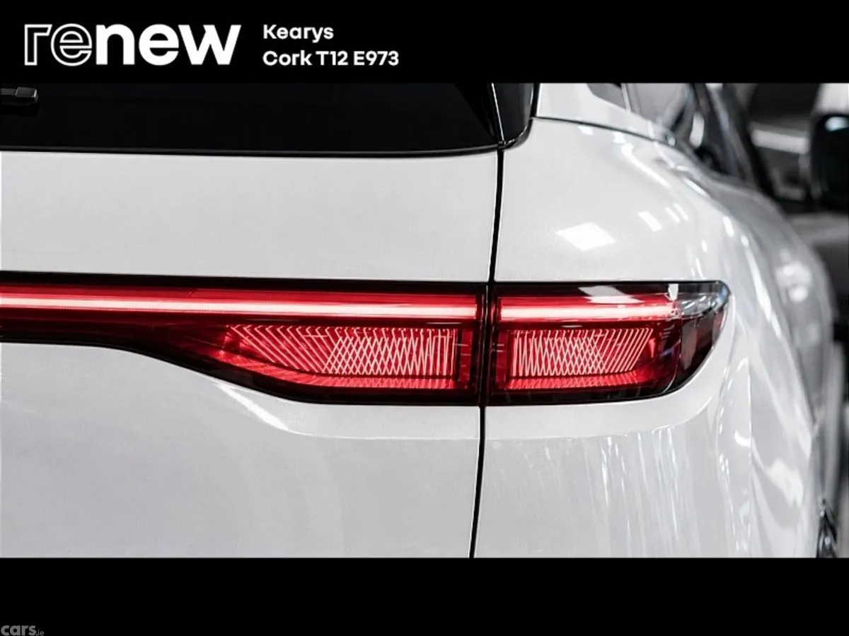 Renault Megane E-Tech SUV, Electric, 2024, Grey