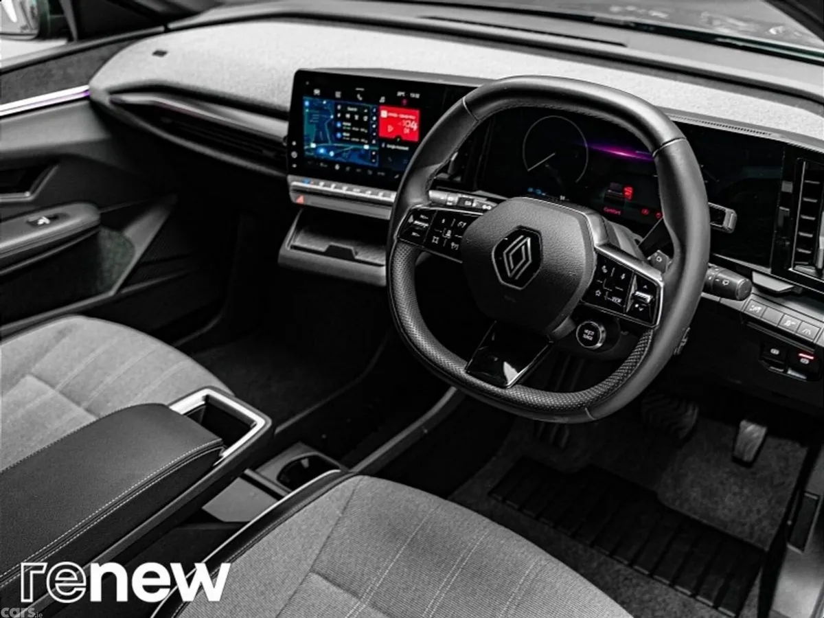Renault Megane E-Tech SUV, Electric, 2024, Grey