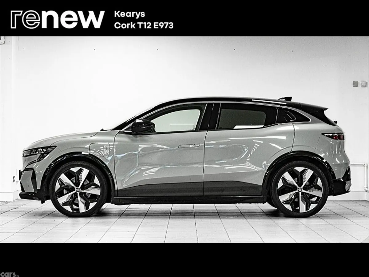 Renault Megane E-Tech SUV, Electric, 2024, Grey