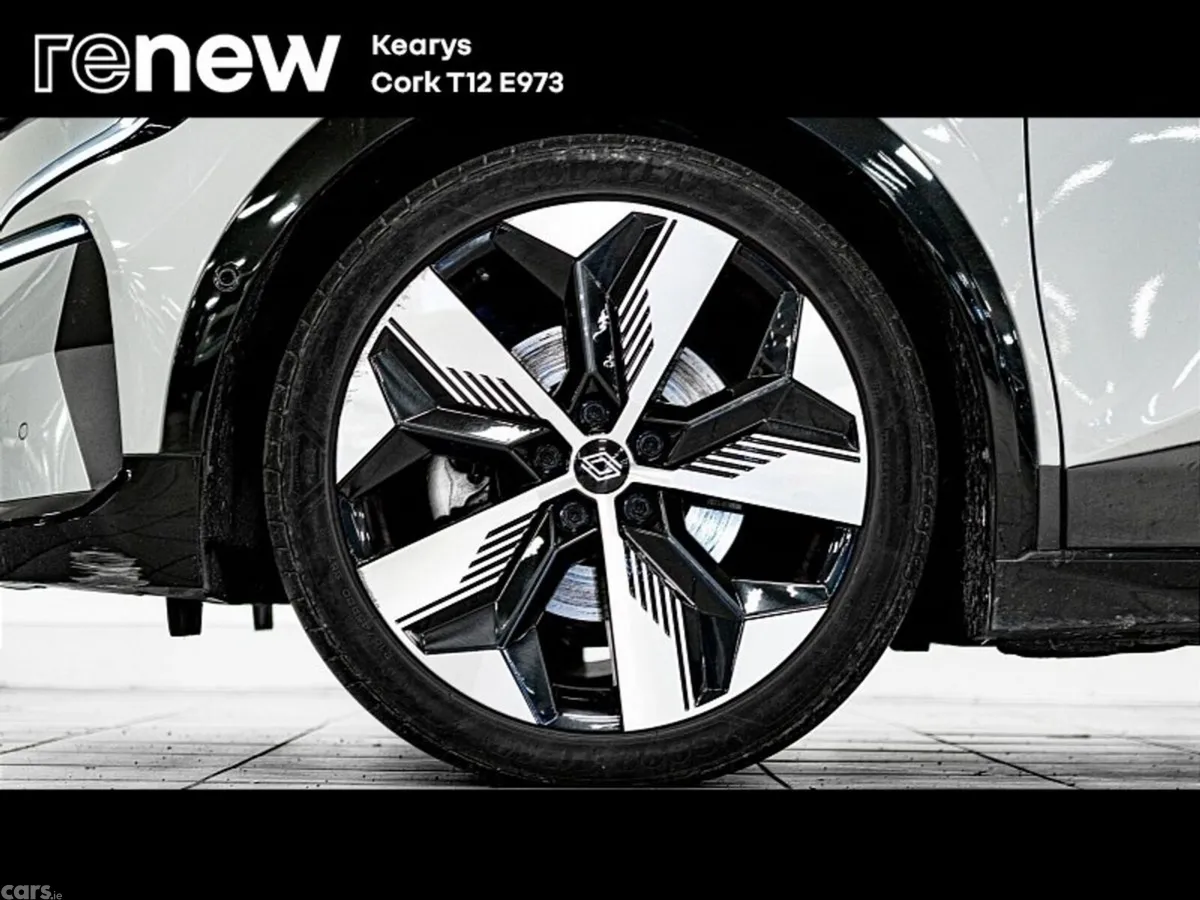 Renault Megane E-Tech SUV, Electric, 2024, Grey