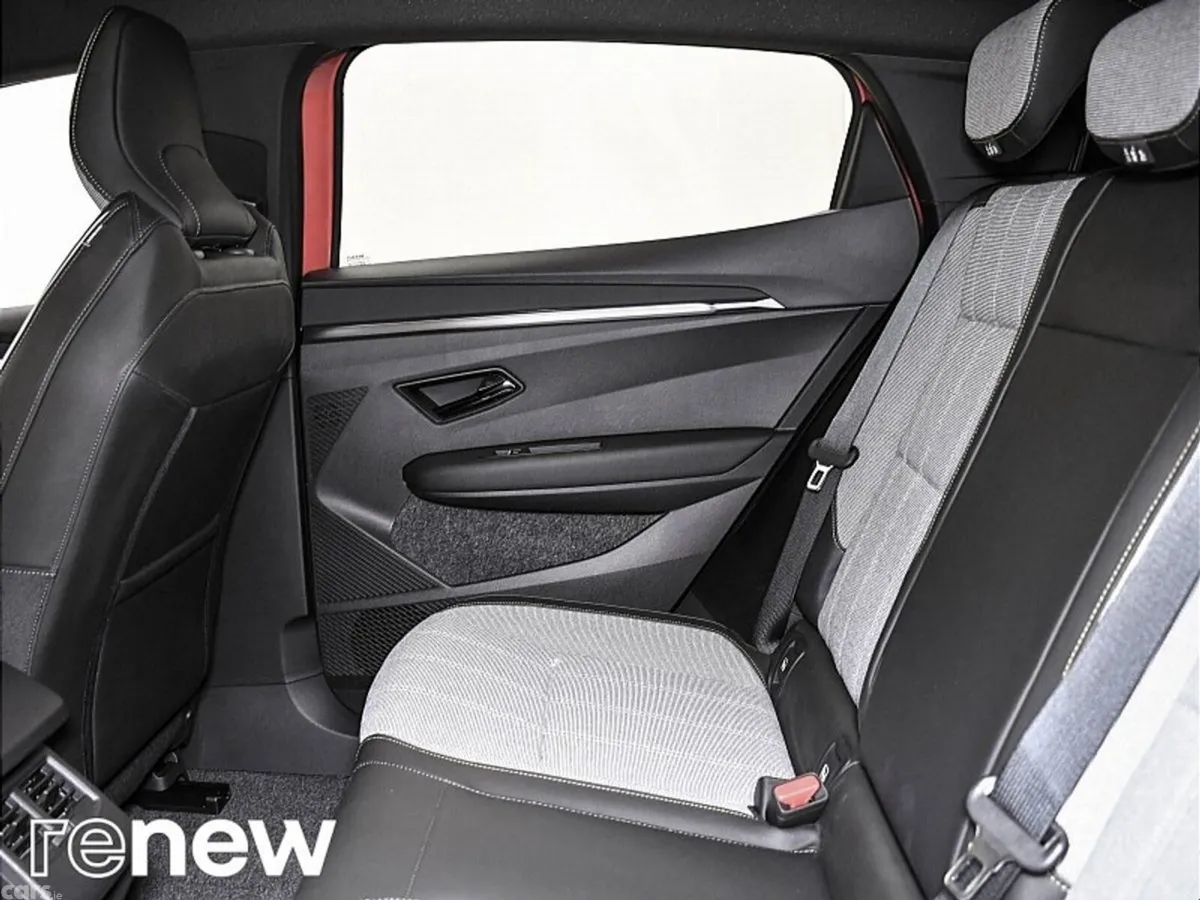 Renault Megane E-Tech SUV, Electric, 2023, Red