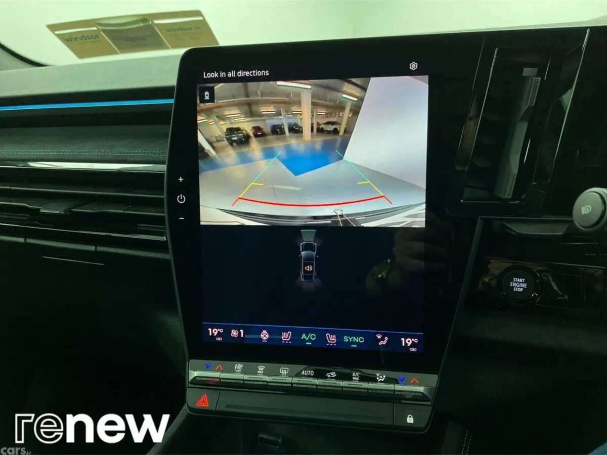 Renault Austral SUV, Petrol Hybrid, 2026, Black