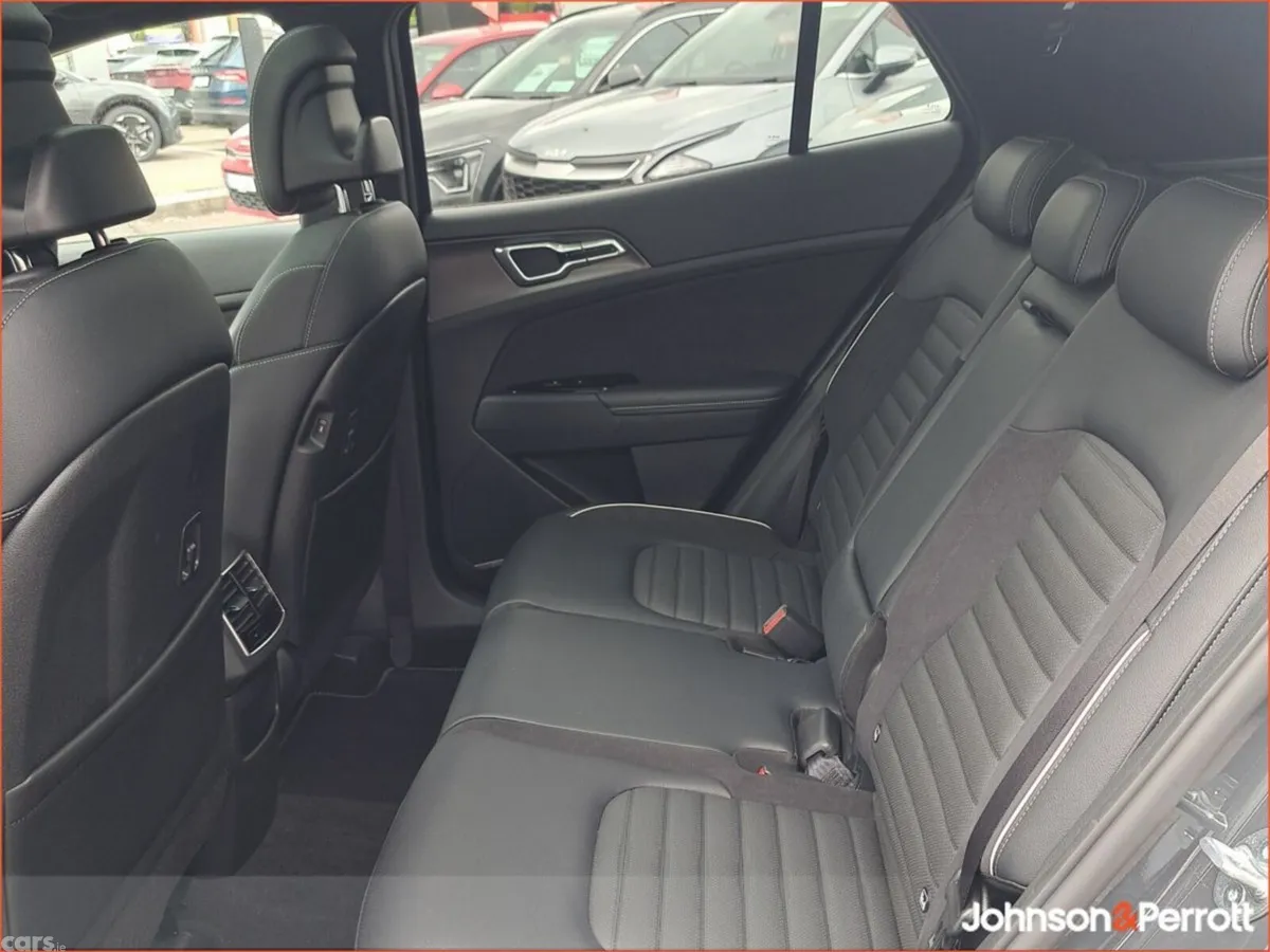 Kia Sportage SUV, Diesel Hybrid, 2024, Grey