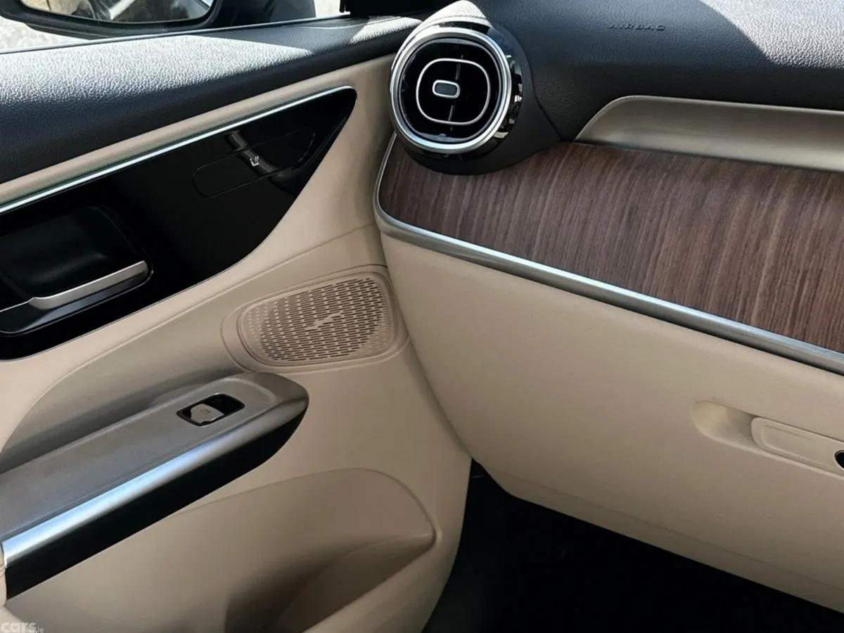 Mercedes-Benz GLC SUV, Diesel, 2023, Blue