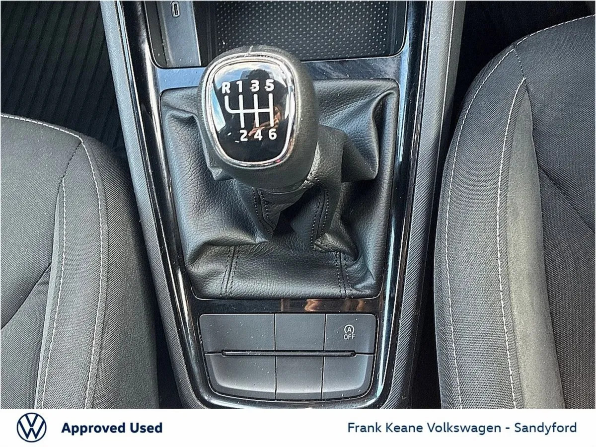 Skoda Kamiq Hatchback, Petrol, 2023, White