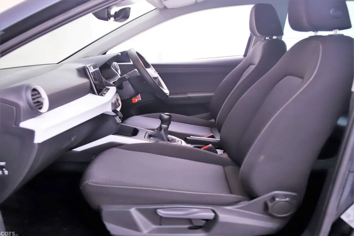 SEAT Arona SUV, Petrol, 2024, Grey