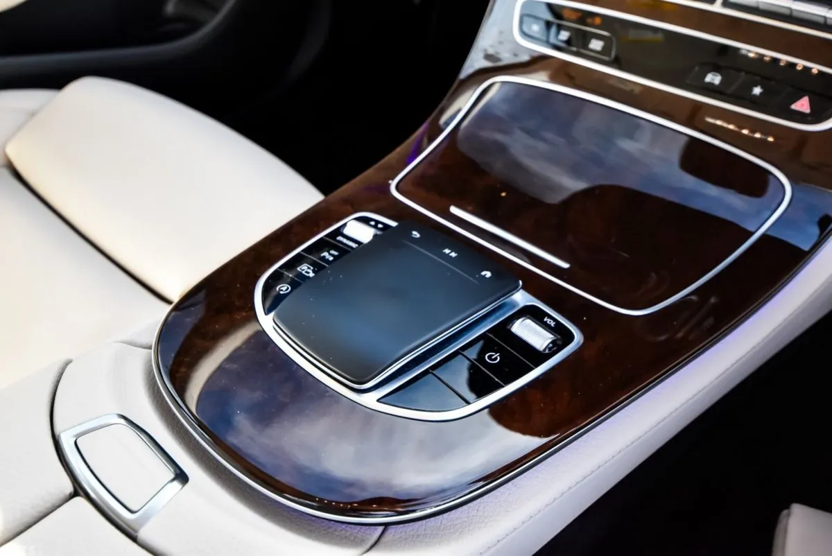 Mercedes-Benz E-Class Saloon, Diesel Hybrid, 2023, Silver