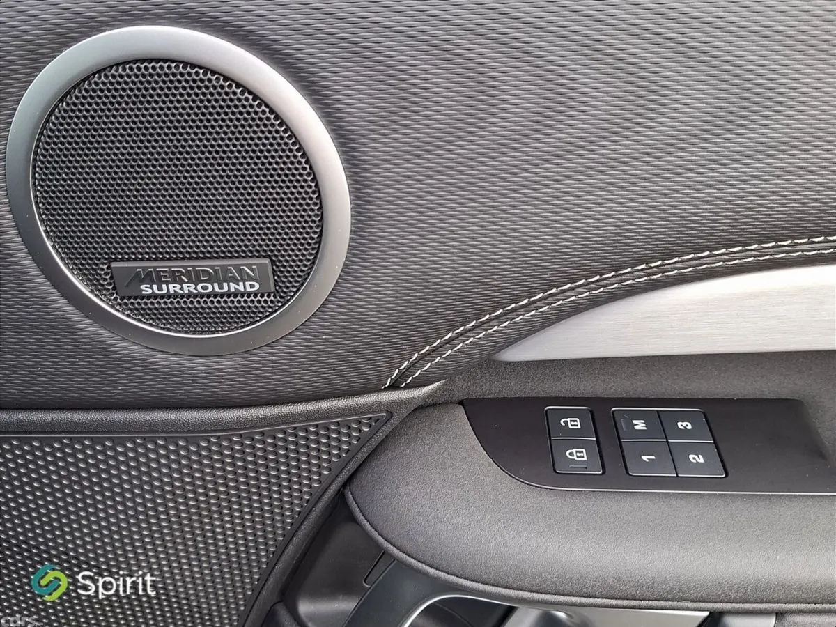 Land Rover Discovery SUV, Diesel, 2022, Grey
