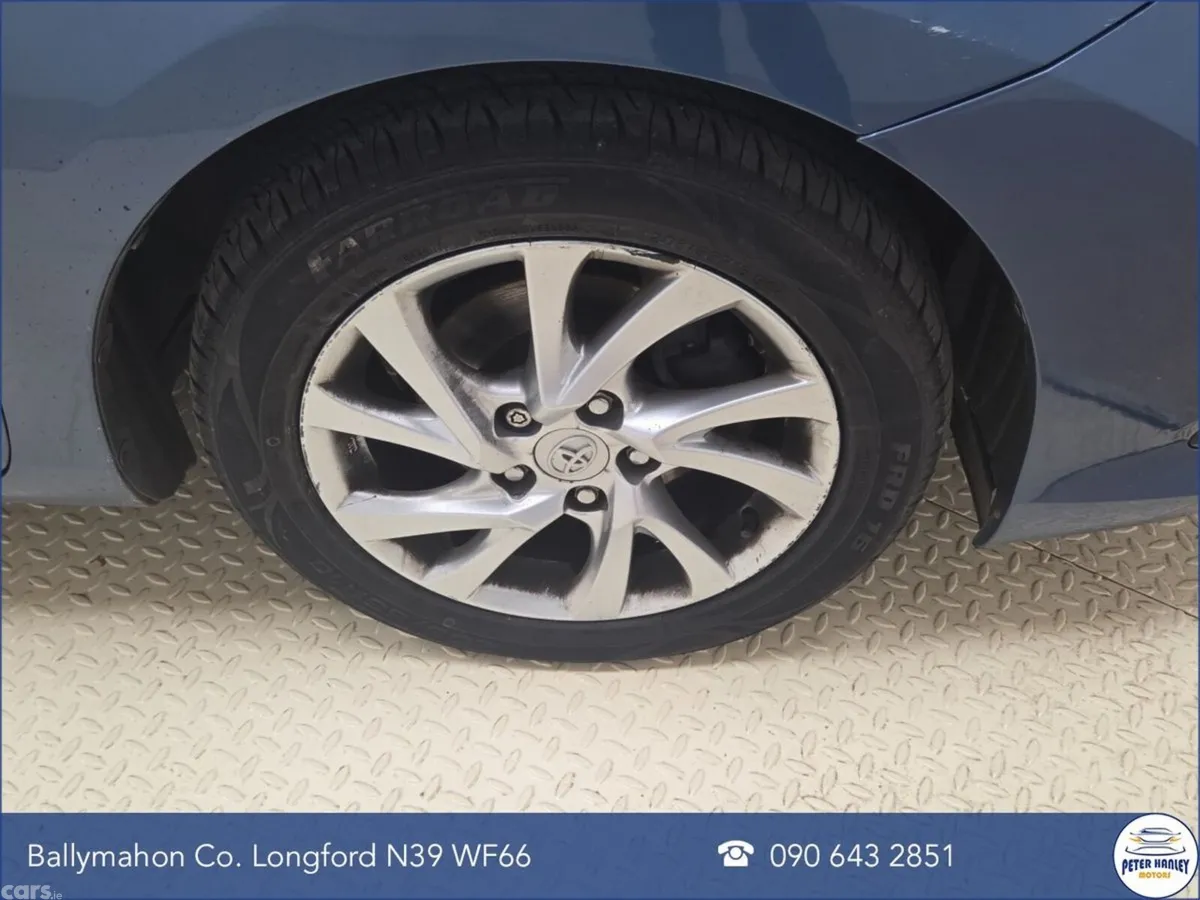 Toyota Auris Hatchback, Diesel, 2017, Blue