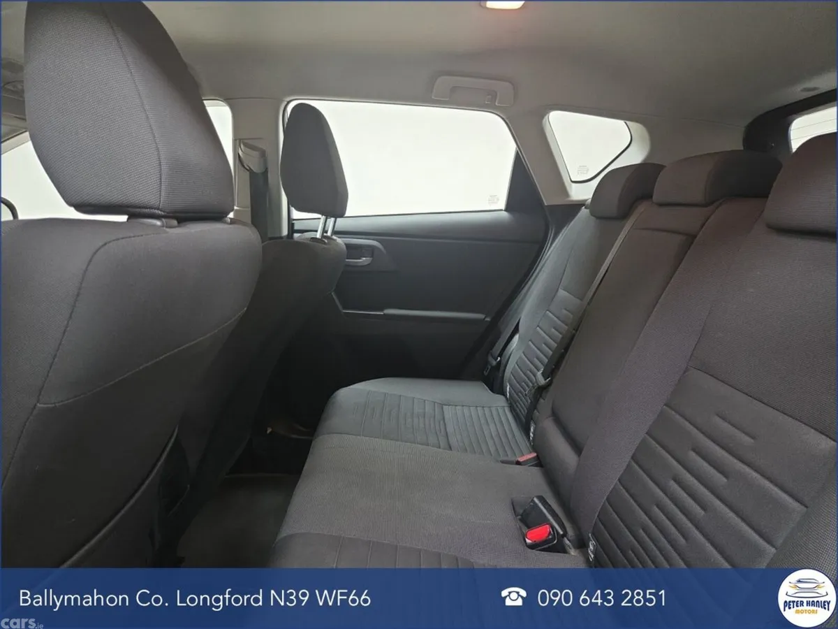 Toyota Auris Hatchback, Diesel, 2016, Blue