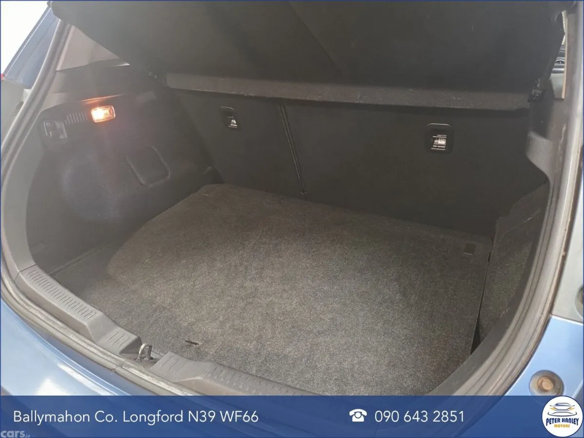 Toyota Auris Hatchback, Diesel, 2016, Blue