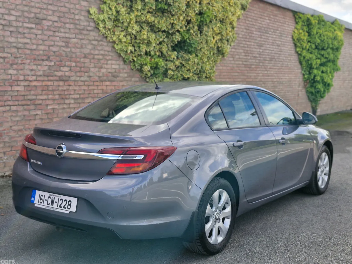 Opel Insignia Saloon, Petrol, 2016, Grey