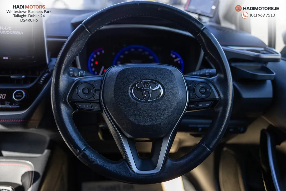 Toyota Corolla Hatchback, Petrol Hybrid, 2018, White