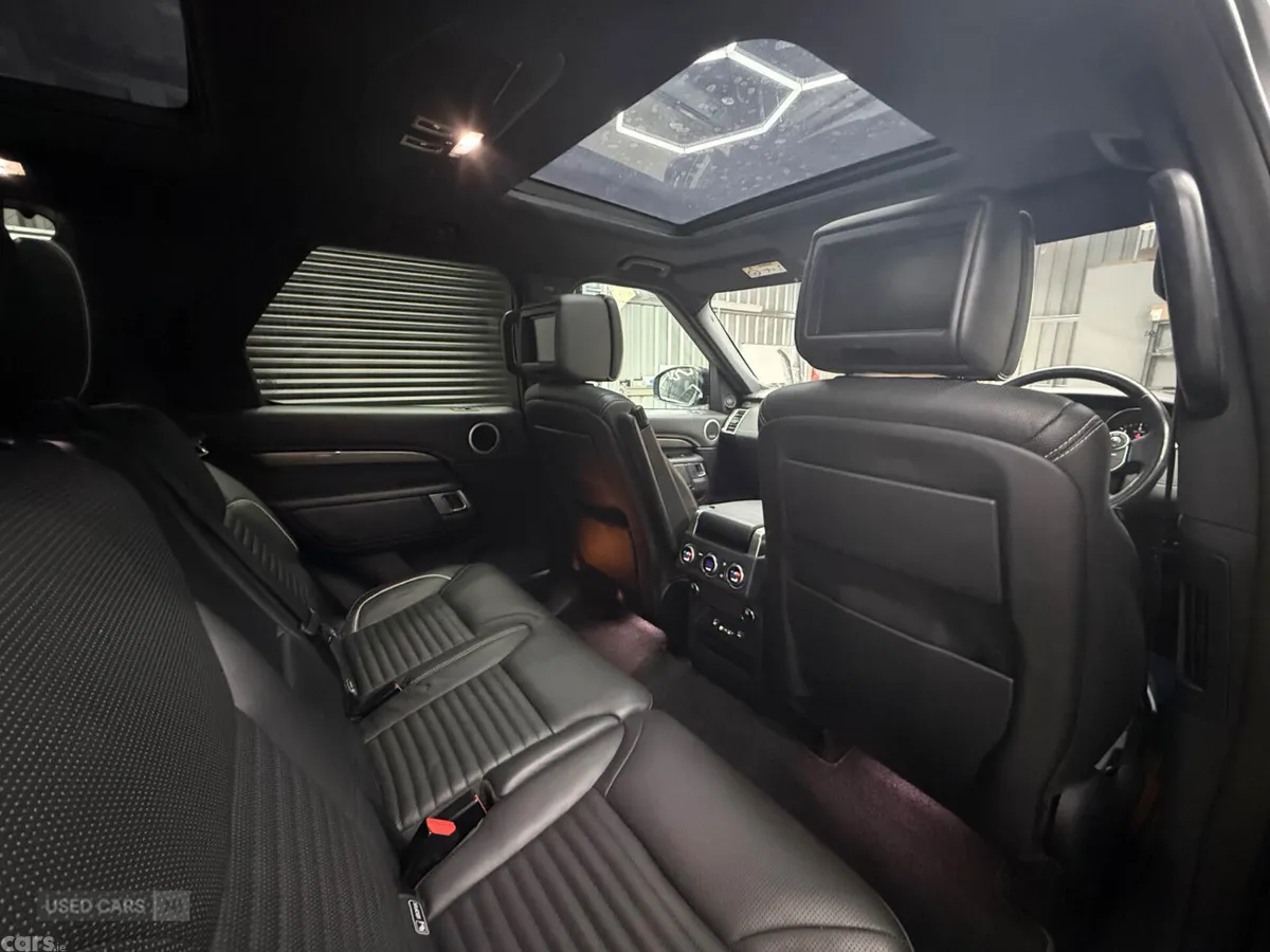 Land Rover Discovery SUV, Diesel, 2017, Grey