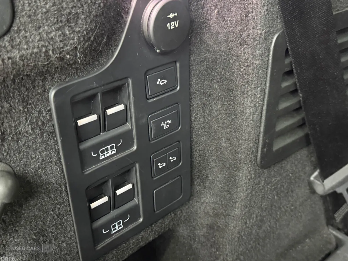 Land Rover Discovery SUV, Diesel, 2017, Grey