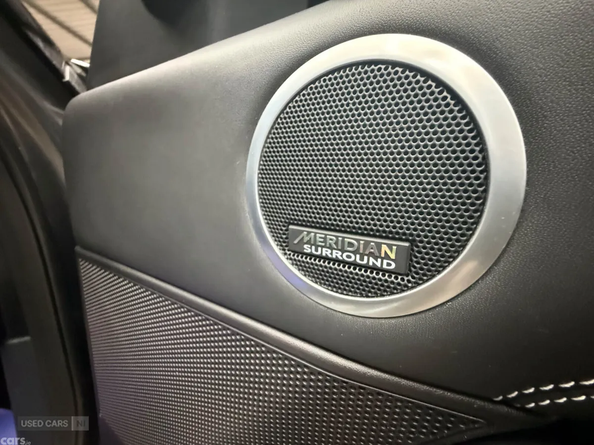 Land Rover Discovery SUV, Diesel, 2017, Grey