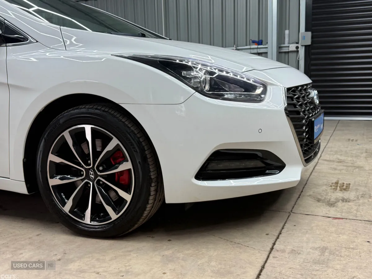 Hyundai i40 Saloon, Diesel, 2019, White