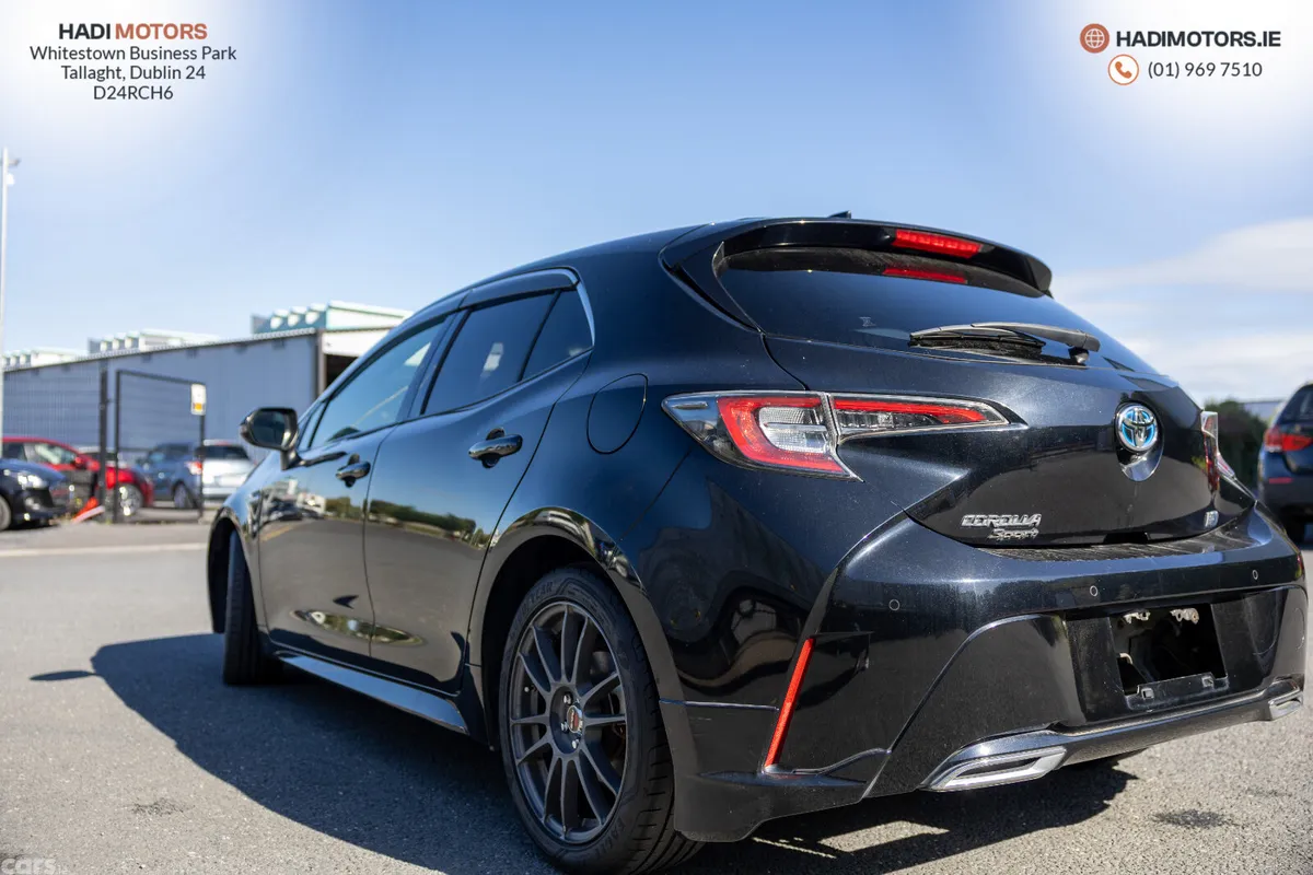 Toyota Corolla Hatchback, Petrol Hybrid, 2019, Black