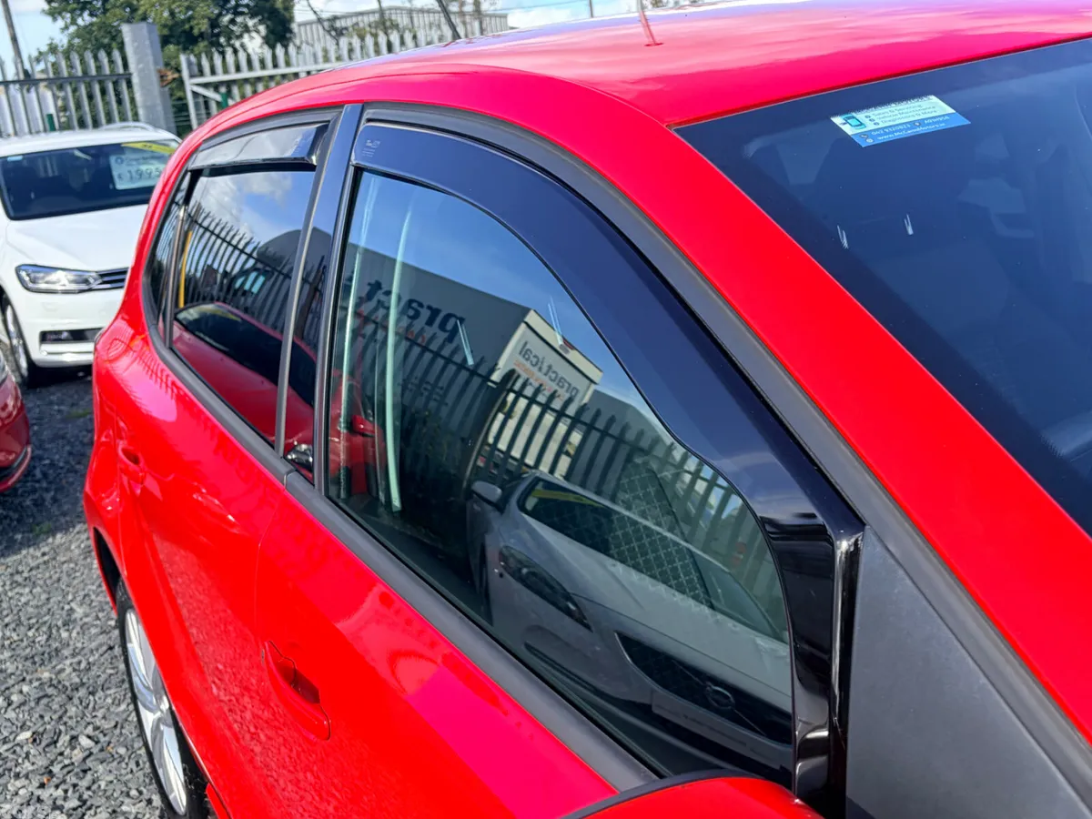 Volkswagen Polo Hatchback, Petrol, 2017, Red