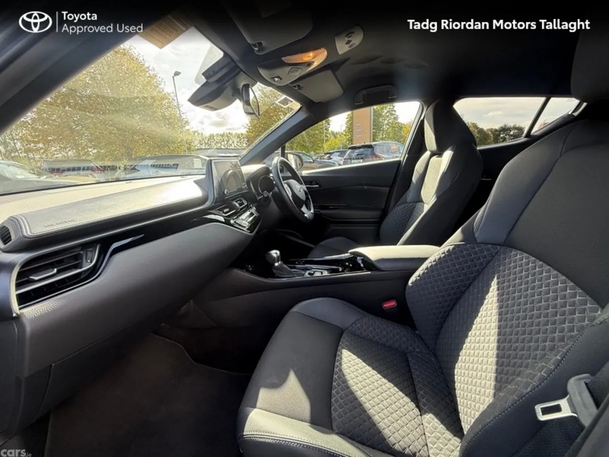 Toyota C-HR SUV, Petrol Hybrid, 2022, Grey