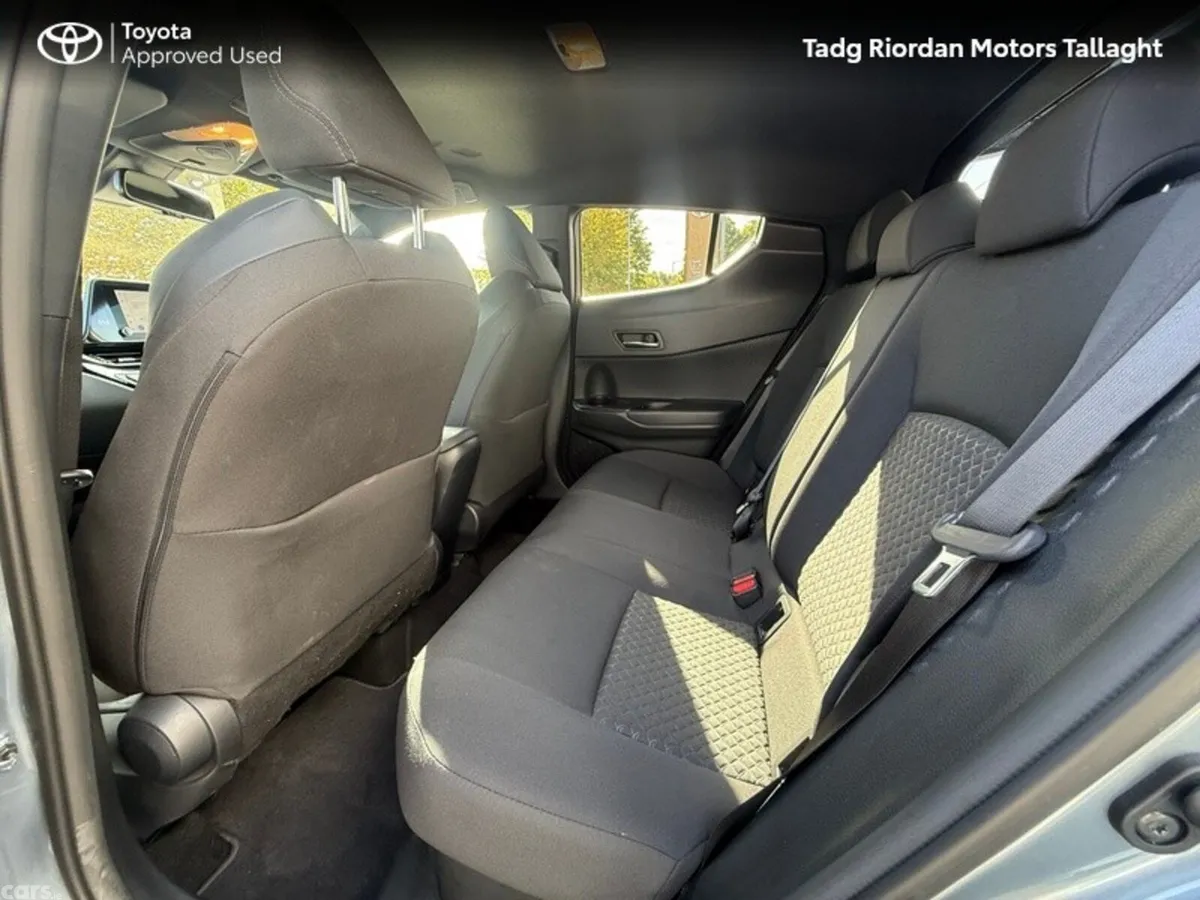 Toyota C-HR SUV, Petrol Hybrid, 2022, Grey