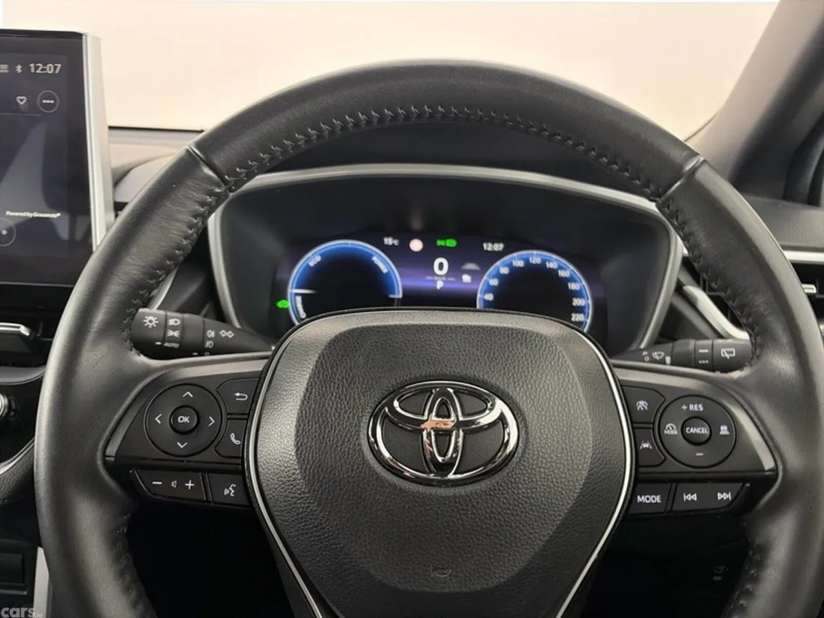 Toyota Corolla Cross SUV, Petrol Hybrid, 2024, White