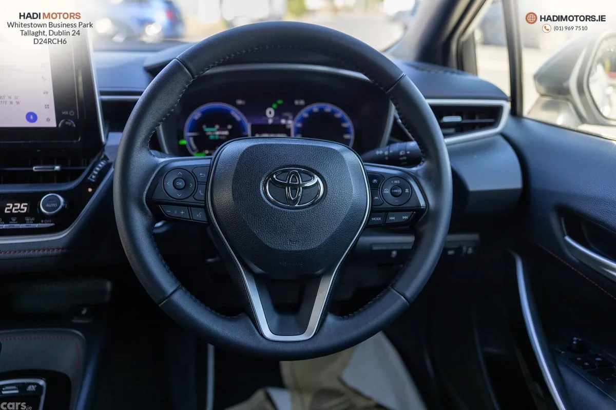 Toyota Corolla Hatchback, Petrol Hybrid, 2023, White