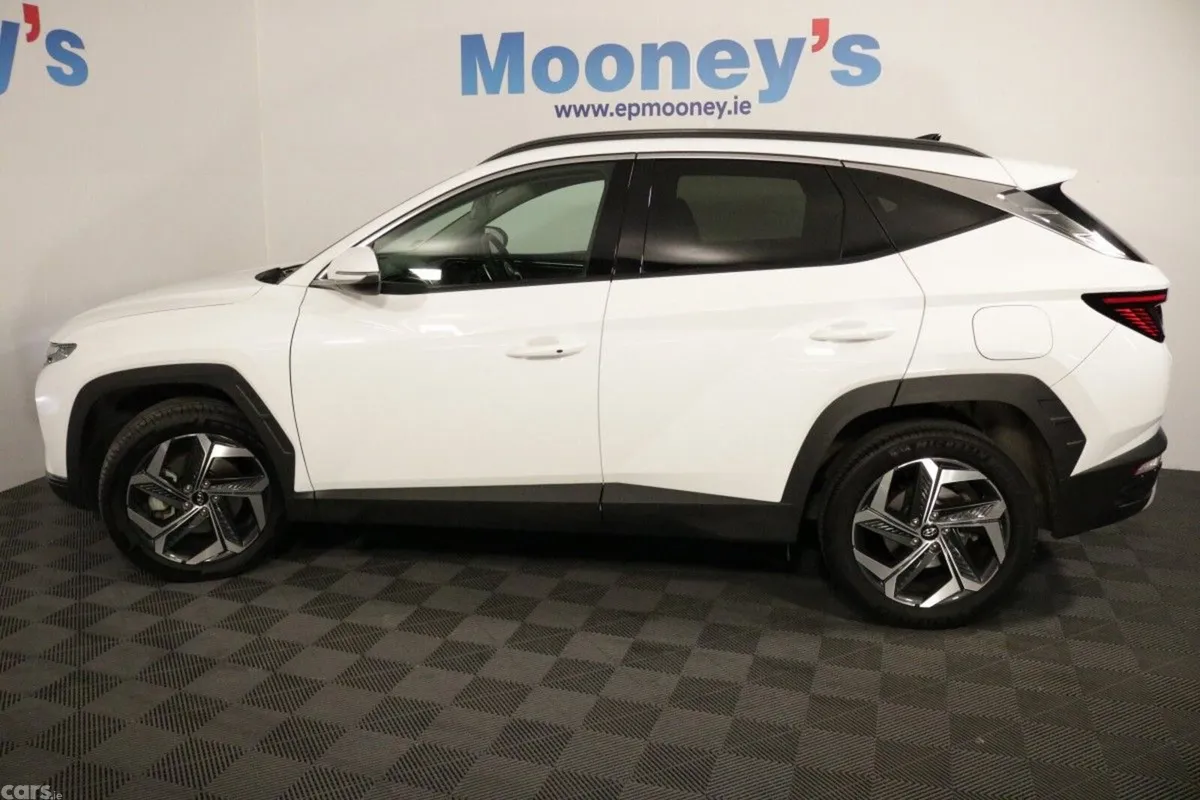 Hyundai Tucson SUV, Petrol Hybrid, 2024, White