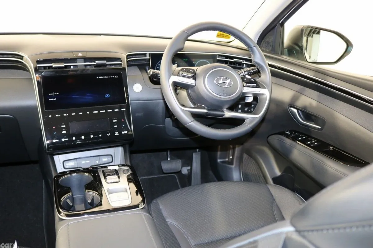Hyundai Tucson SUV, Petrol Hybrid, 2024, White