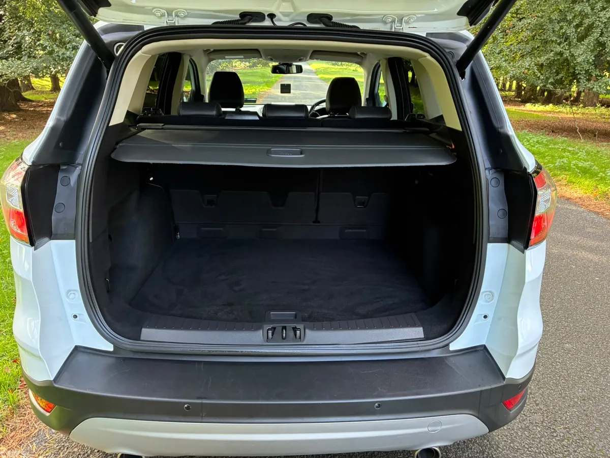 Ford Kuga SUV, Diesel, 2019, White