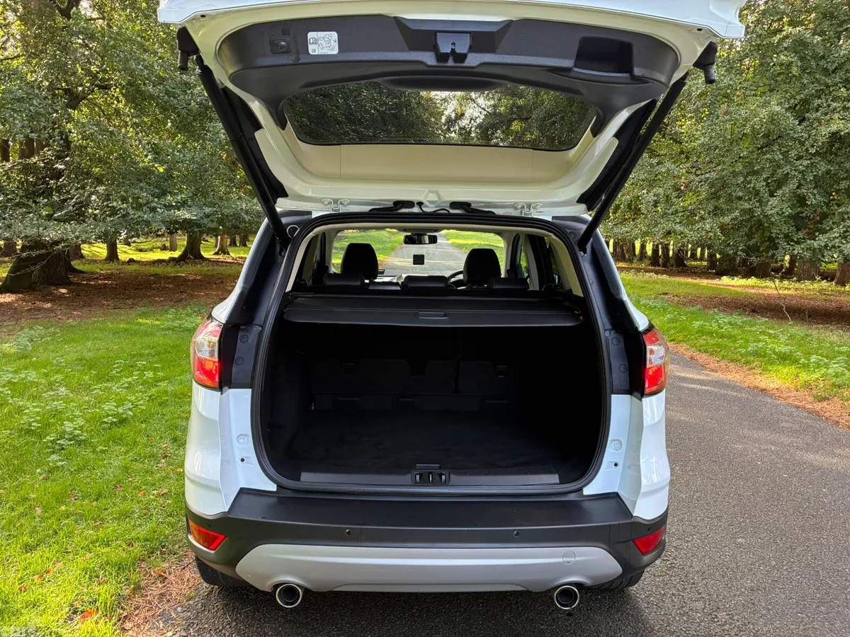 Ford Kuga SUV, Diesel, 2019, White