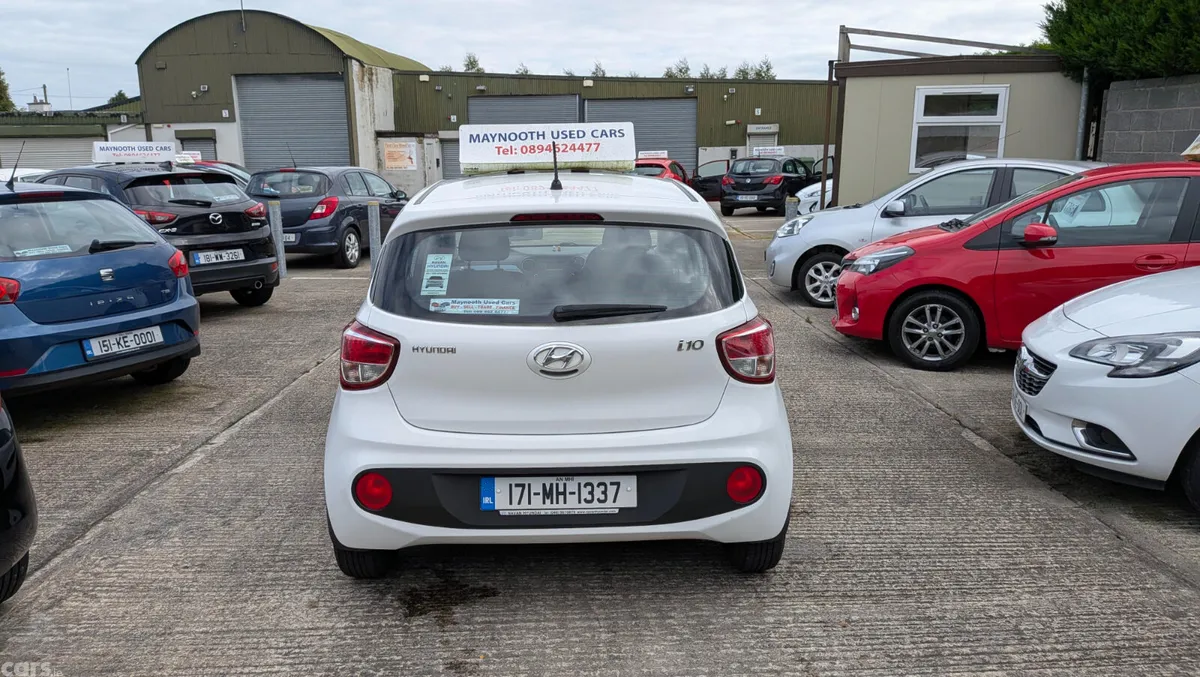 Hyundai i10 Hatchback, Petrol, 2017, White