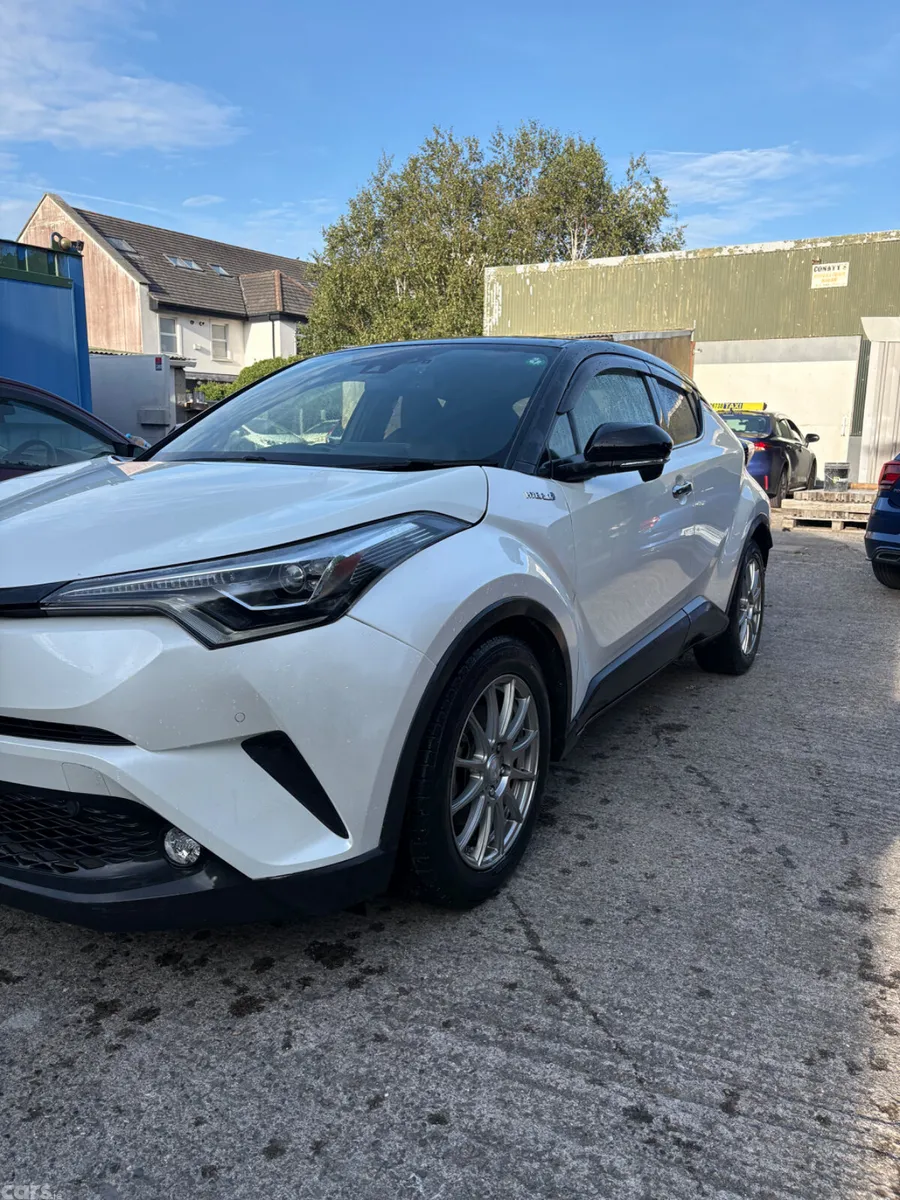 Toyota C-HR Hatchback, Petrol Hybrid, 2017, White