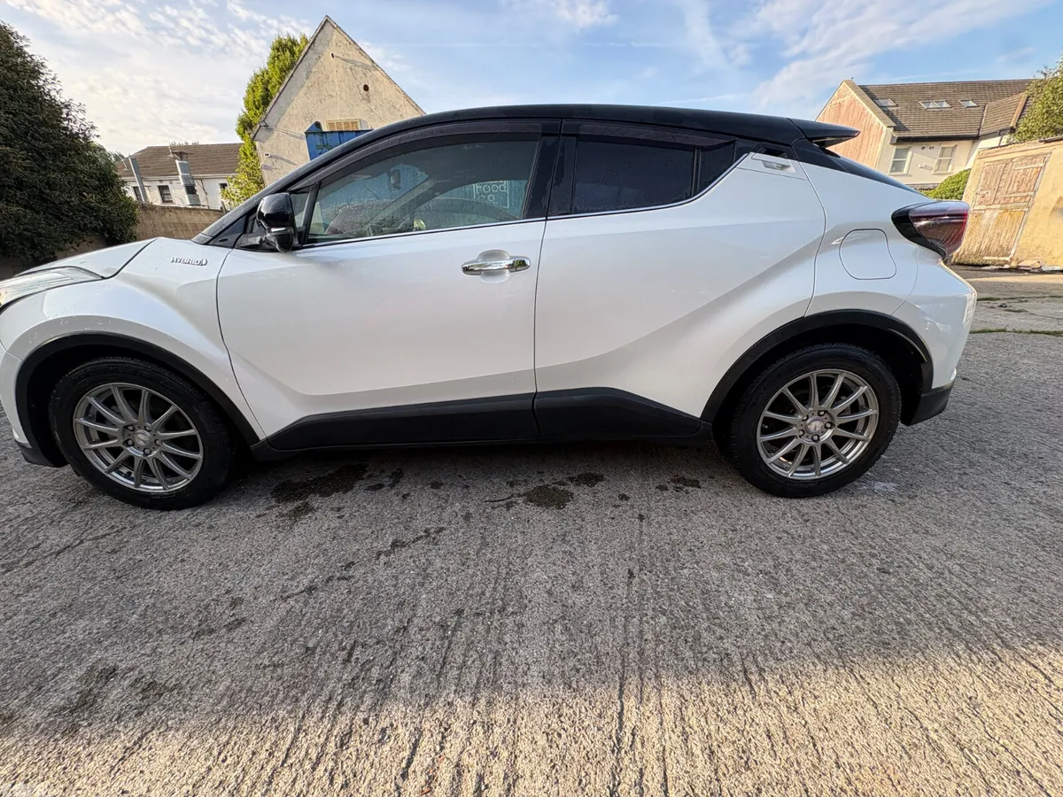 Toyota C-HR Hatchback, Petrol Hybrid, 2017, White