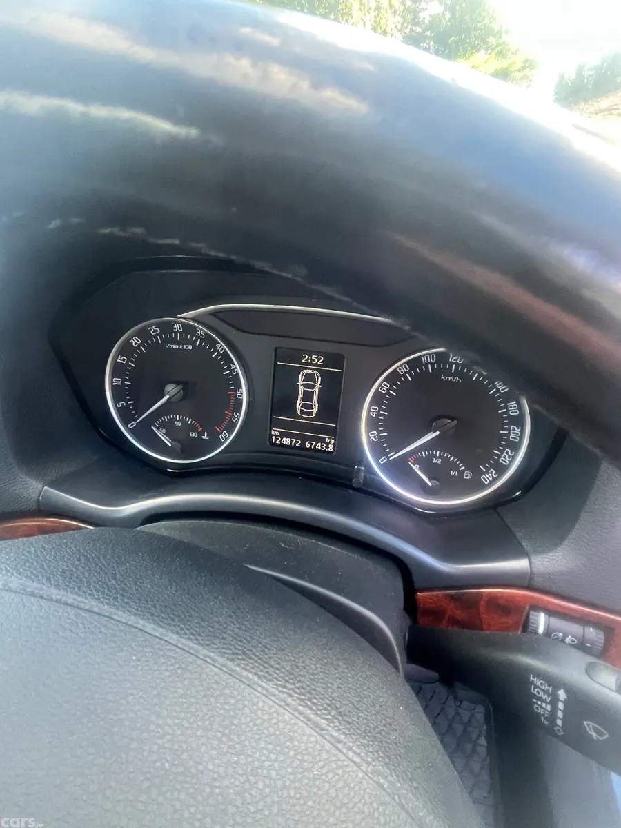 Skoda Octavia Saloon, Diesel, 2011, Grey