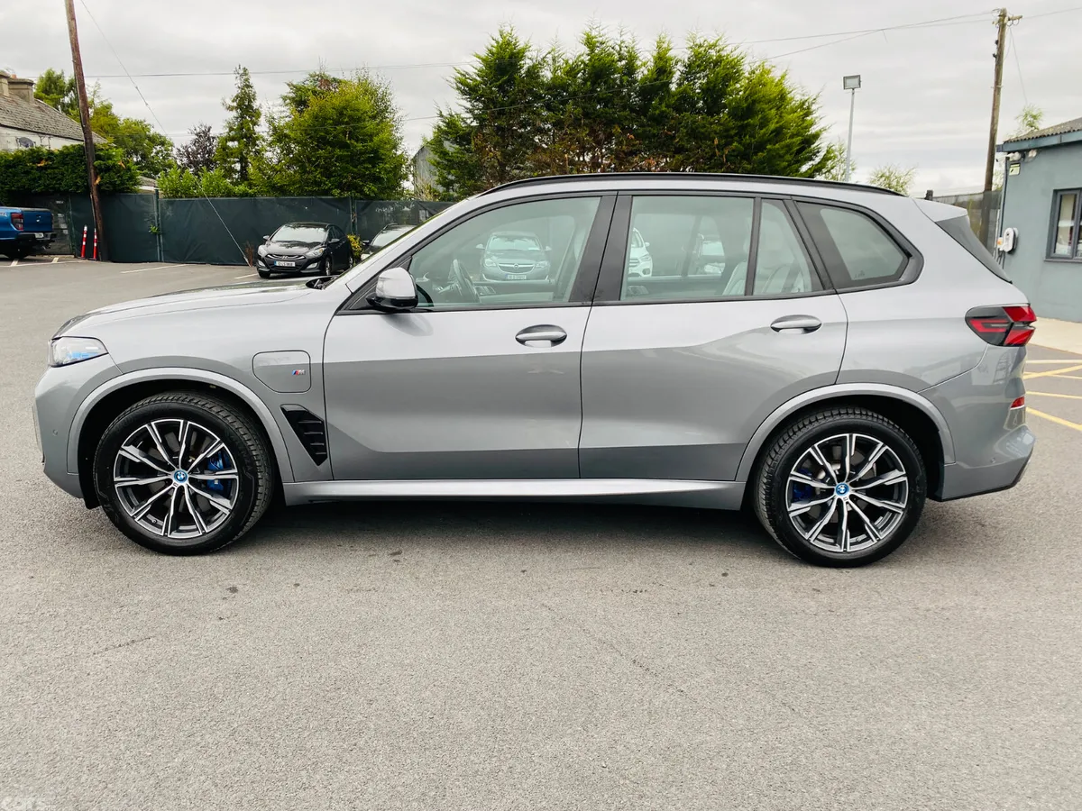 BMW X5 SUV, Petrol Plug-in Hybrid, 2025, Grey