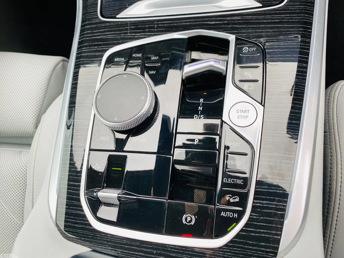 BMW X5 SUV, Petrol Plug-in Hybrid, 2025, Grey