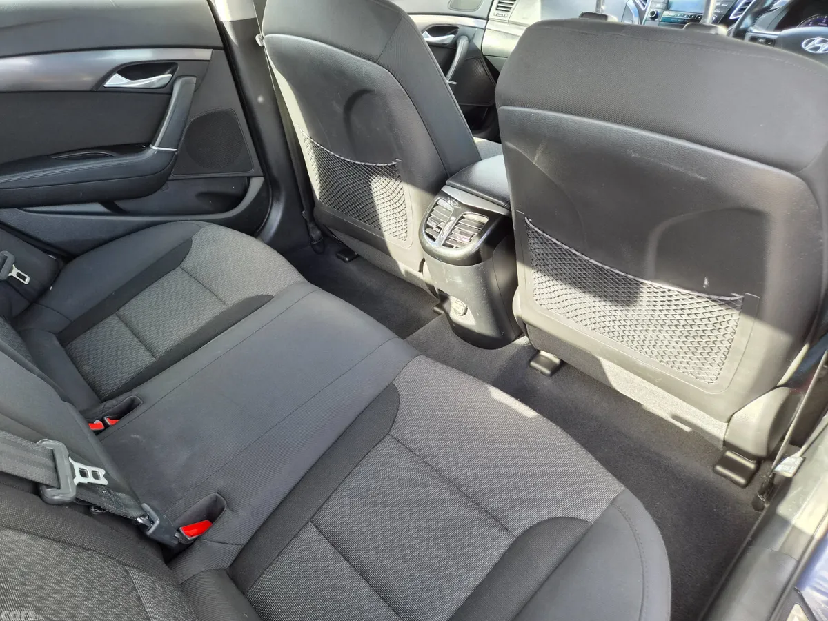 Hyundai i40 Saloon, Diesel, 2014, Blue