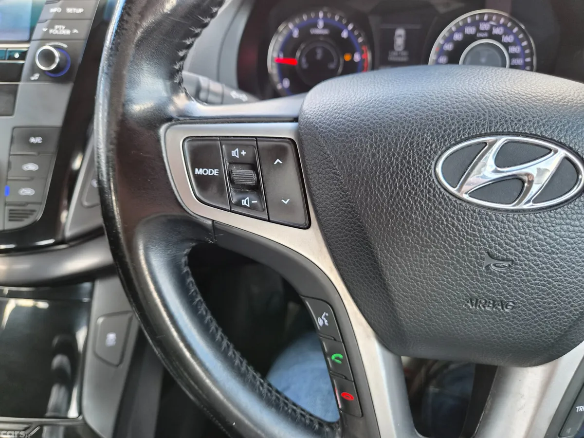 Hyundai i40 Saloon, Diesel, 2014, Blue