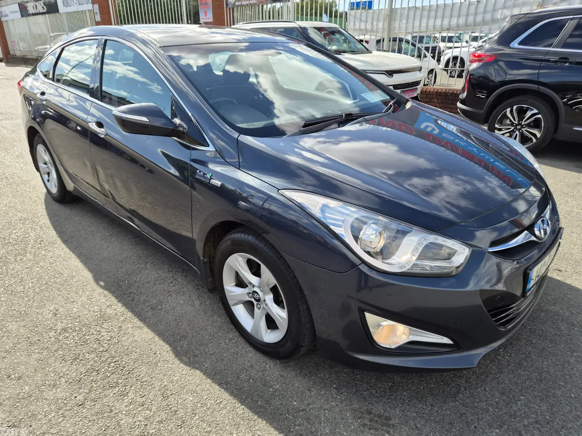 Hyundai i40 Saloon, Diesel, 2014, Blue