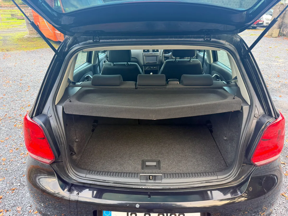 Volkswagen Polo Hatchback, Petrol, 2012, Black