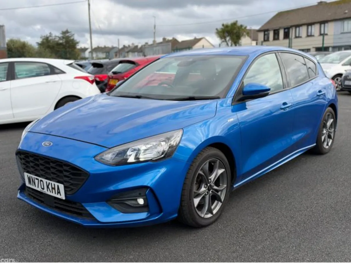 Ford Focus Hatchback, Diesel, 2020, Blue