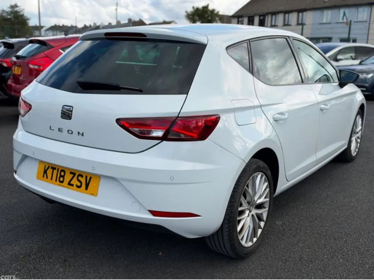 SEAT Leon Hatchback, Petrol, 2018, White
