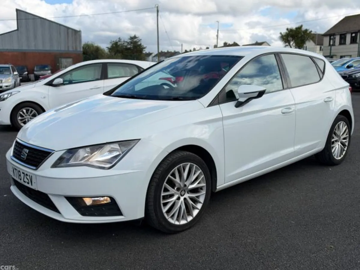 SEAT Leon Hatchback, Petrol, 2018, White