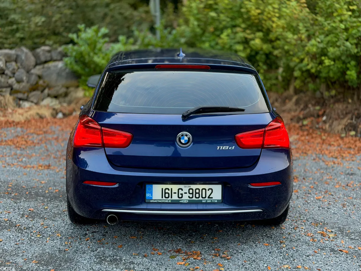 BMW 1-Series Hatchback, Diesel, 2016, Blue