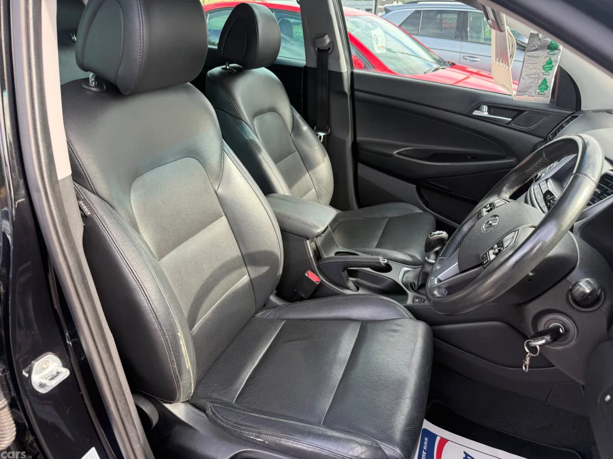 Hyundai Tucson SUV, Diesel, 2016, Black