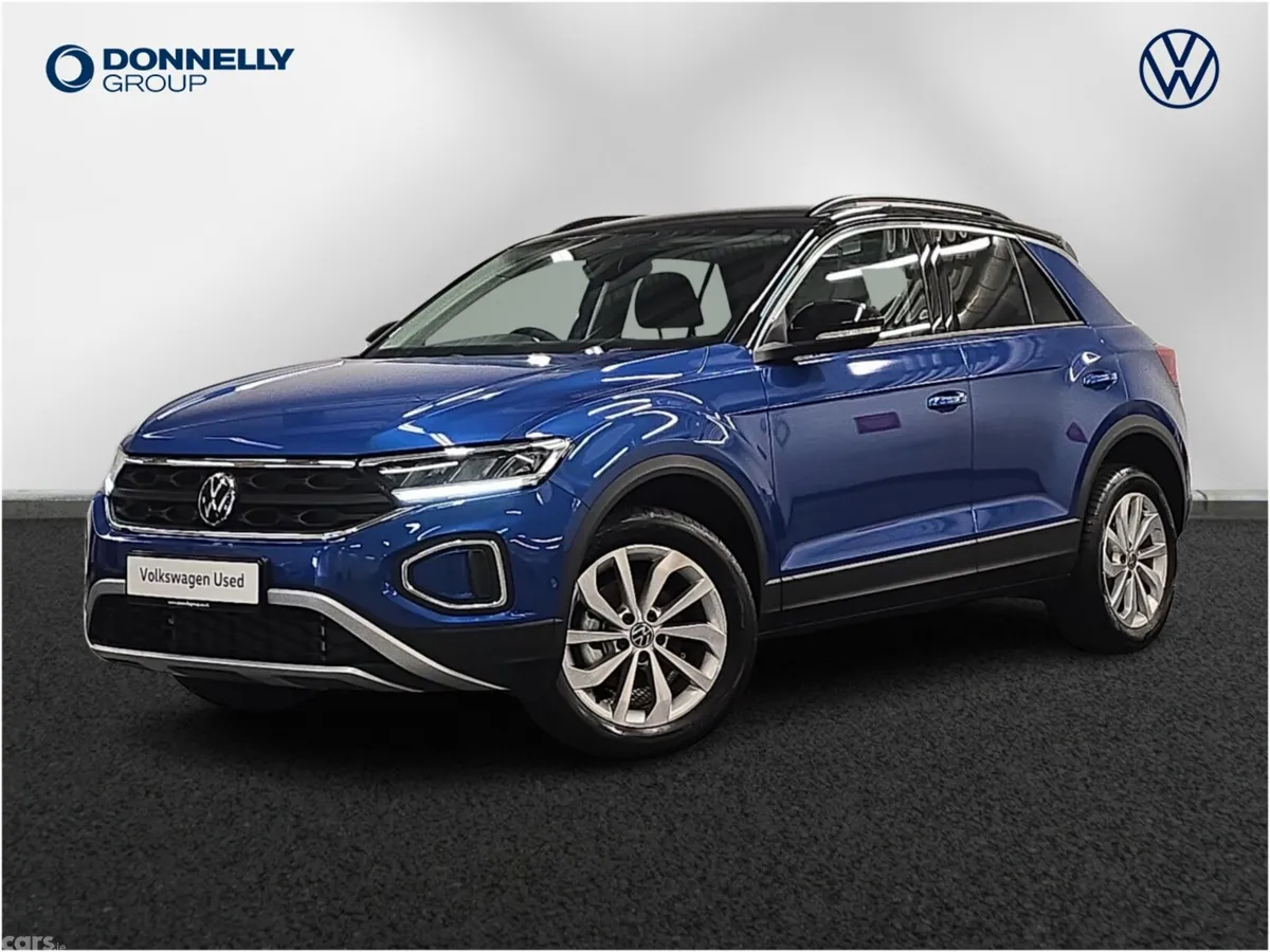 Volkswagen T-Roc Hatchback, Petrol, 2026, Blue