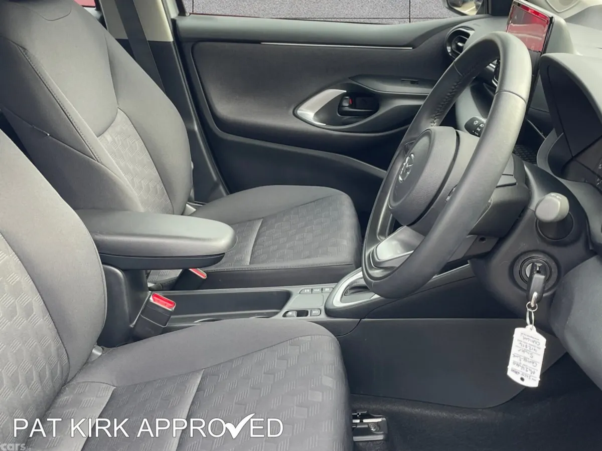 Mazda Other Hatchback, 2025, 