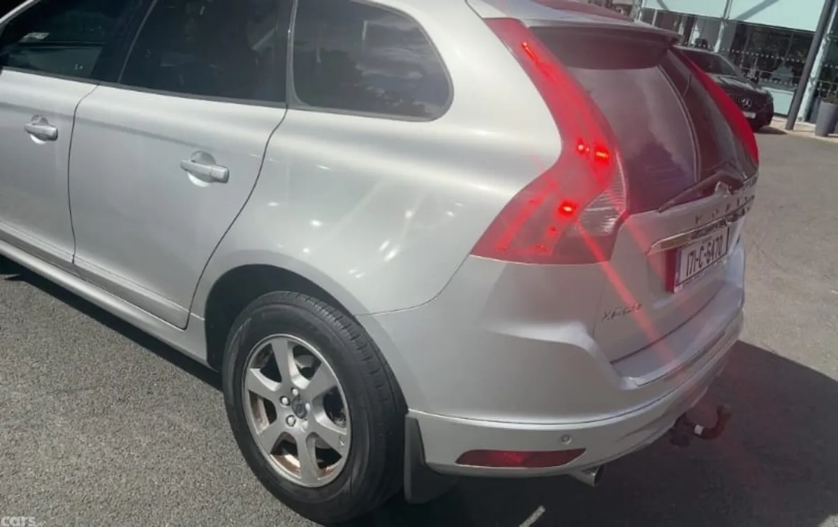 Volvo XC60 SUV, Diesel, 2017, Grey